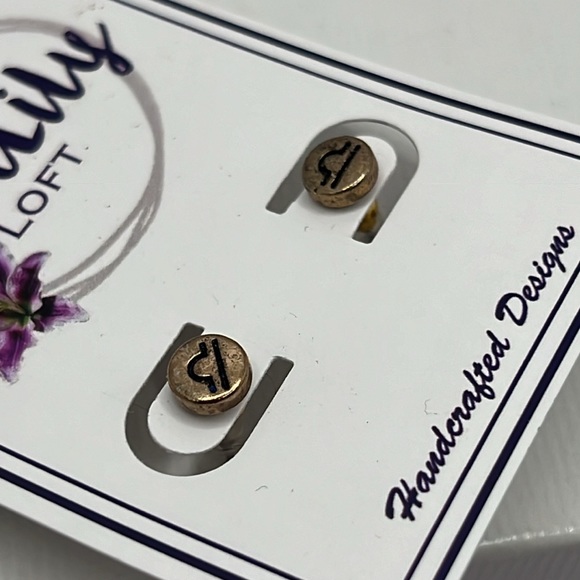Libra Horoscope Stud Earrings. - Picture 2 of 2
